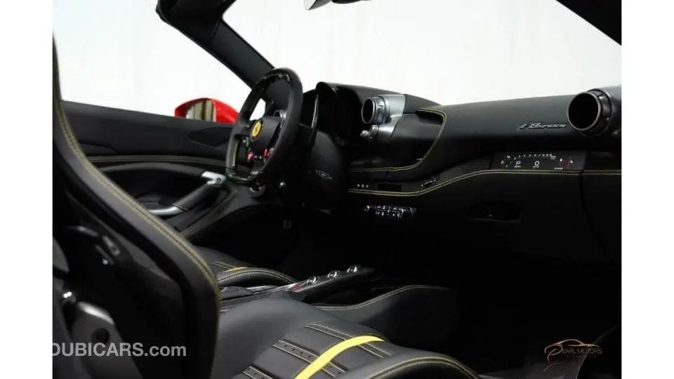 Ferrari F8 2022