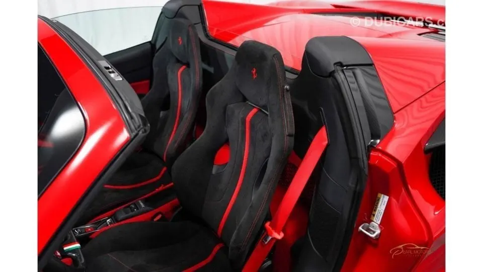 Ferrari F8 2022