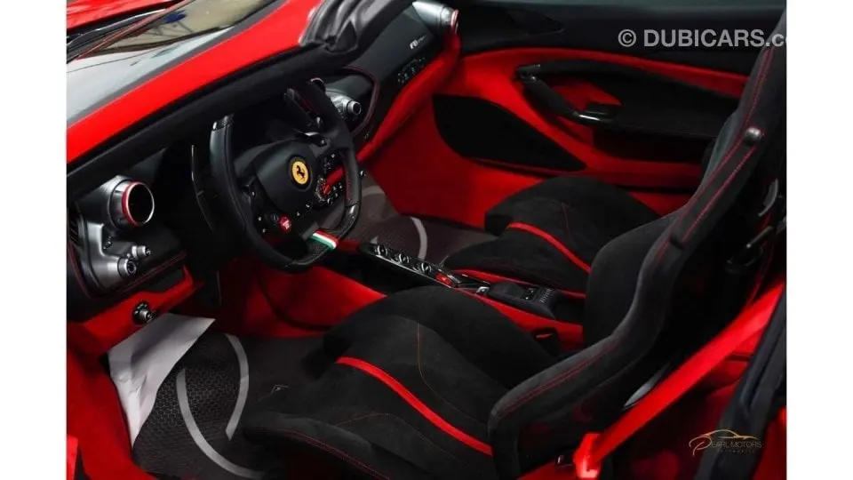 Ferrari F8 2022