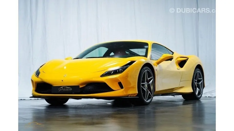 Ferrari F8 2021