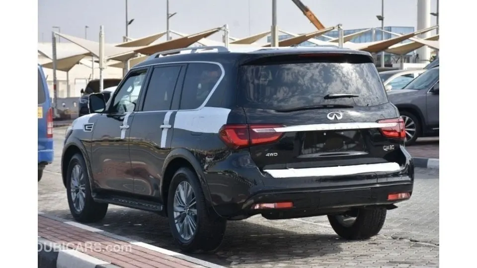 Infiniti QX80 2022