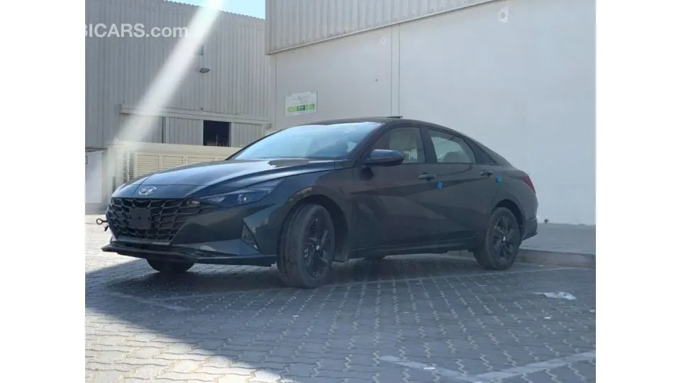 Hyundai Elantra 2022