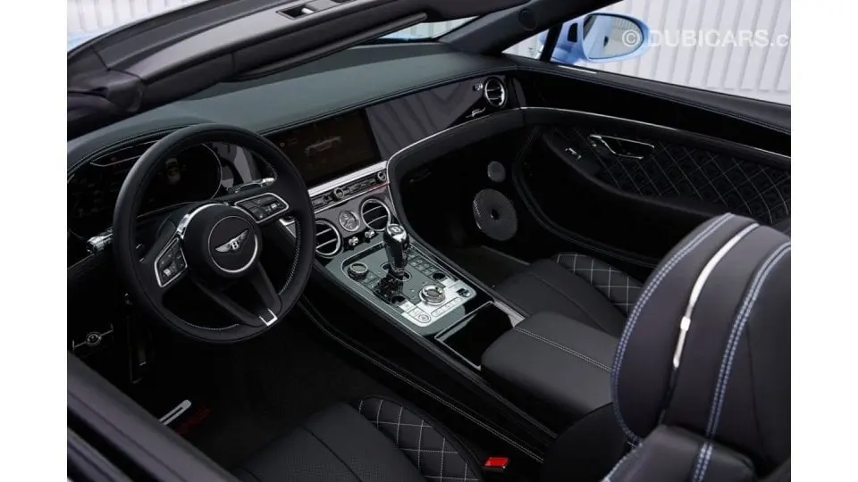 Bentley Continental GTC 2022