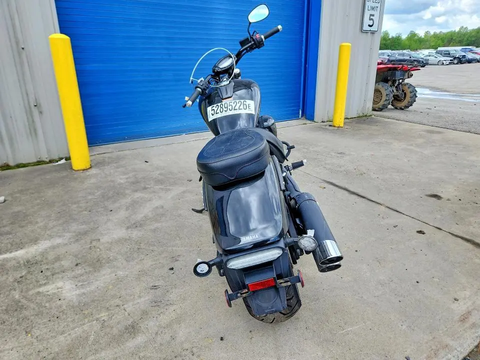 YAMAHA XVS1300 2017