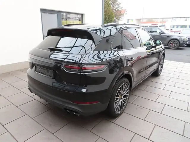 Porsche Cayenne 2020