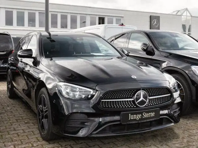 Mercedes-Benz E-Class 2021