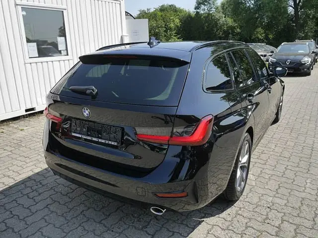 BMW 3 series 2019