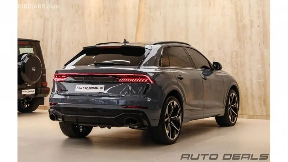 Audi RSQ8 2021