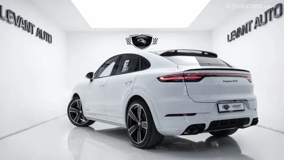Porsche Cayenne 2023