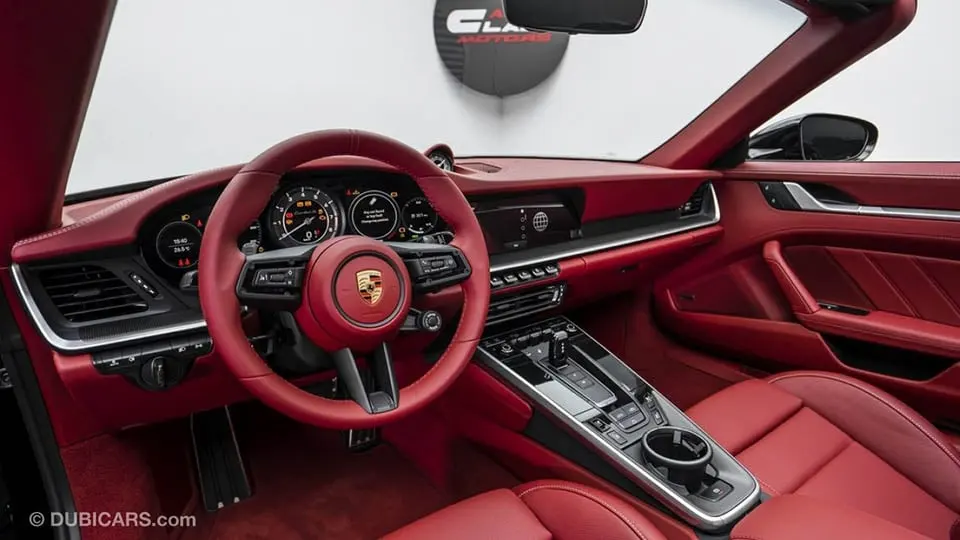 Porsche 911 2023