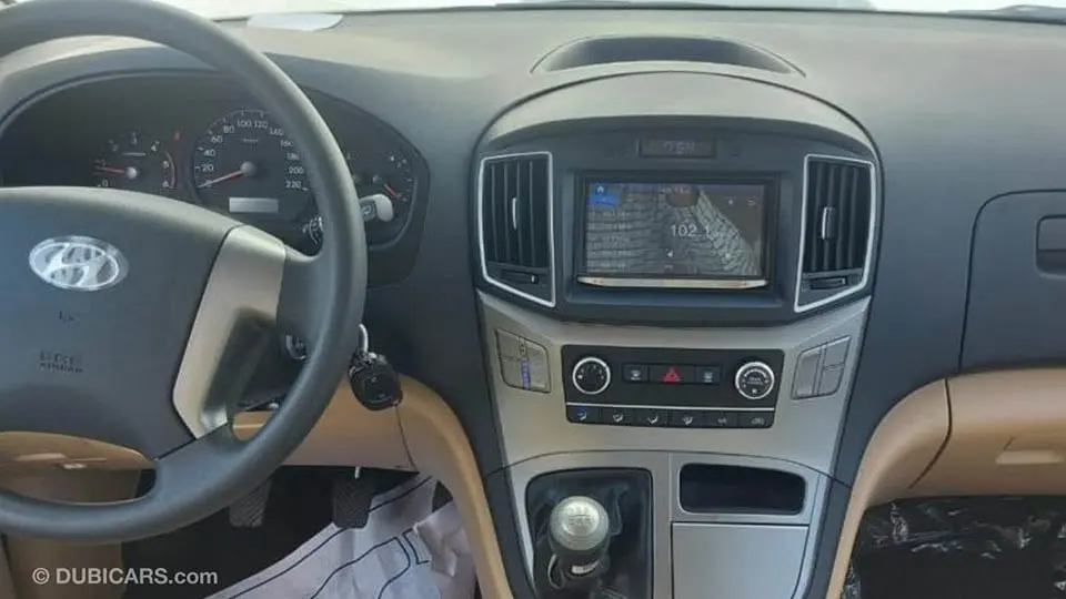 Hyundai H-1 2021