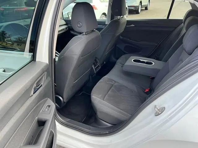 Volkswagen Golf 2021