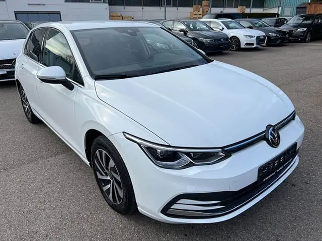 Volkswagen Golf 2021