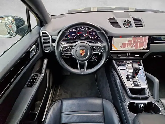 Porsche Cayenne 2020
