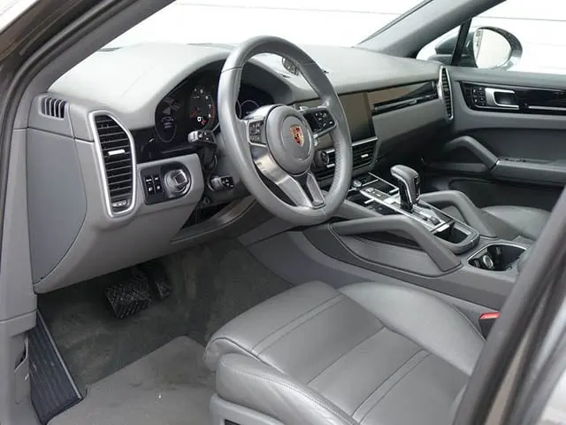 Porsche Cayenne 2020