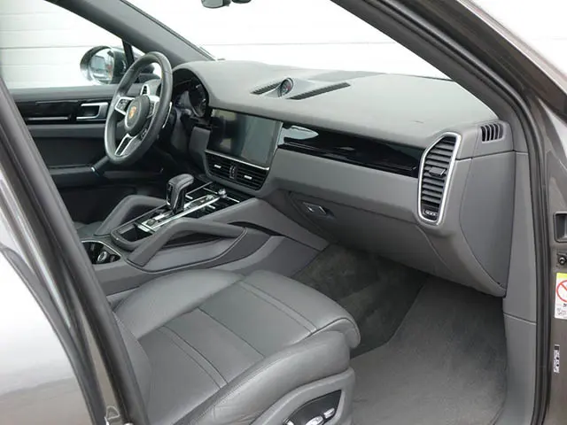 Porsche Cayenne 2020