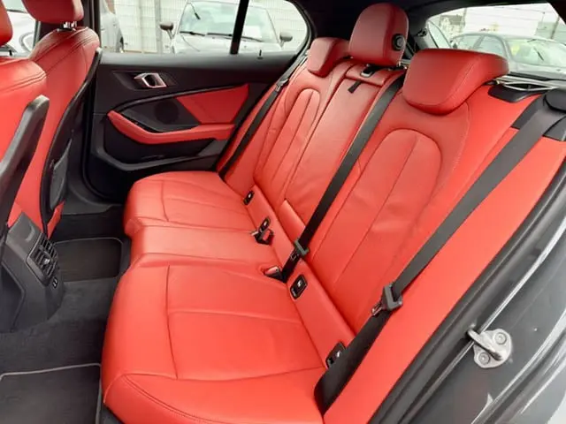BMW 1 series 2021
