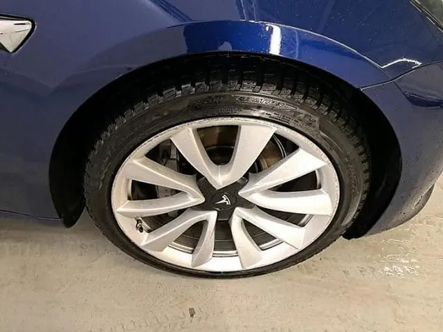 Tesla Model 3 2019