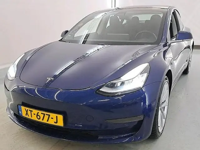 Tesla Model 3 2019