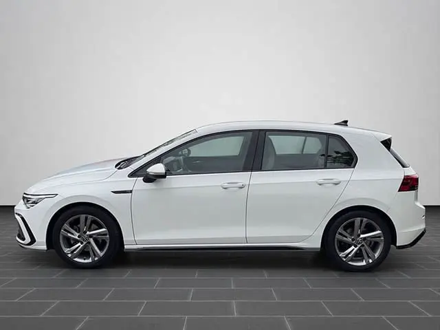 Volkswagen Golf 2021