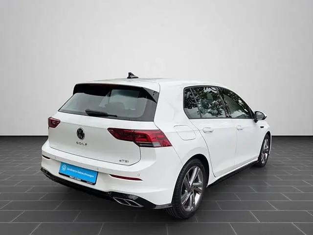 Volkswagen Golf 2021