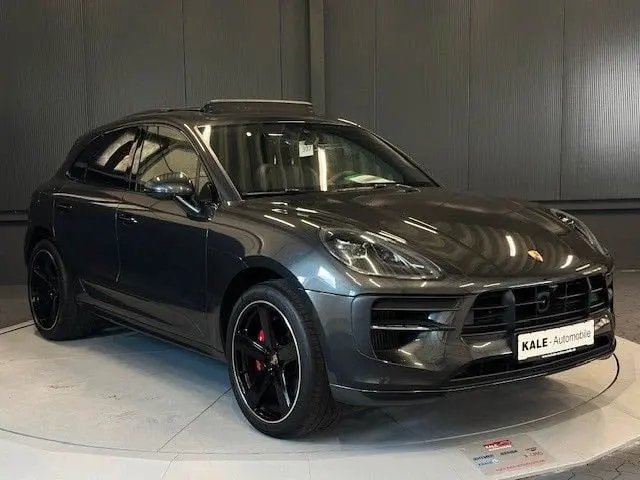 Porsche Macan 2021