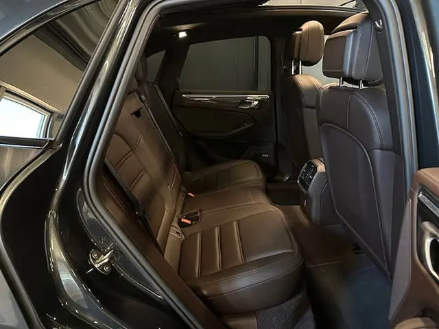 Porsche Macan 2021