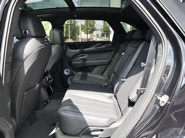 Bentley Bentayga 2024