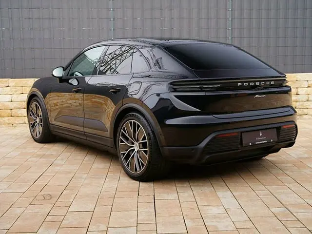 Porsche Macan 2024