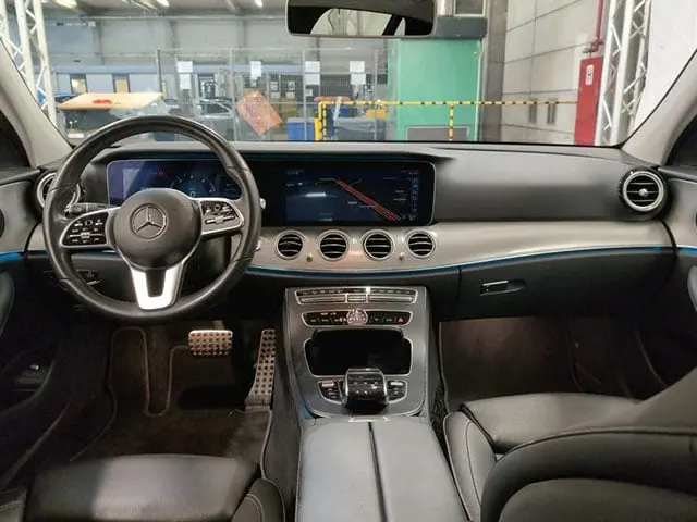 Mercedes-Benz E-Class 2020