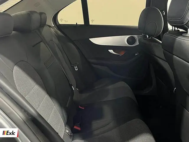 Mercedes-Benz C-Class 2021