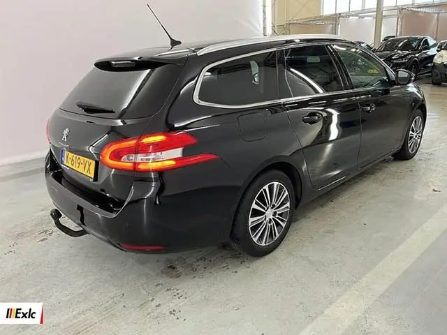 Peugeot 308 2021