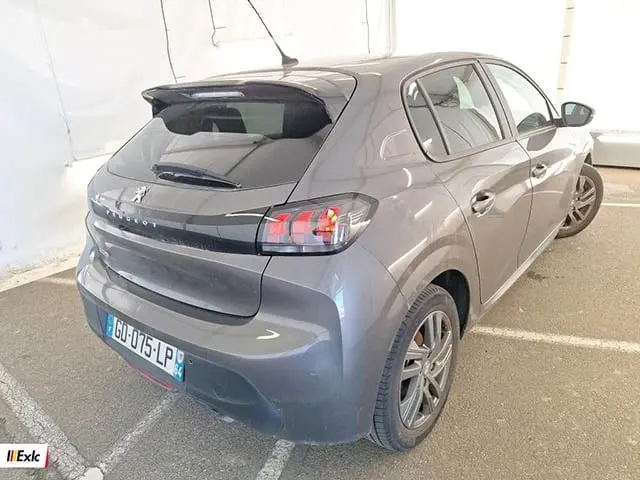 Peugeot 208 2021