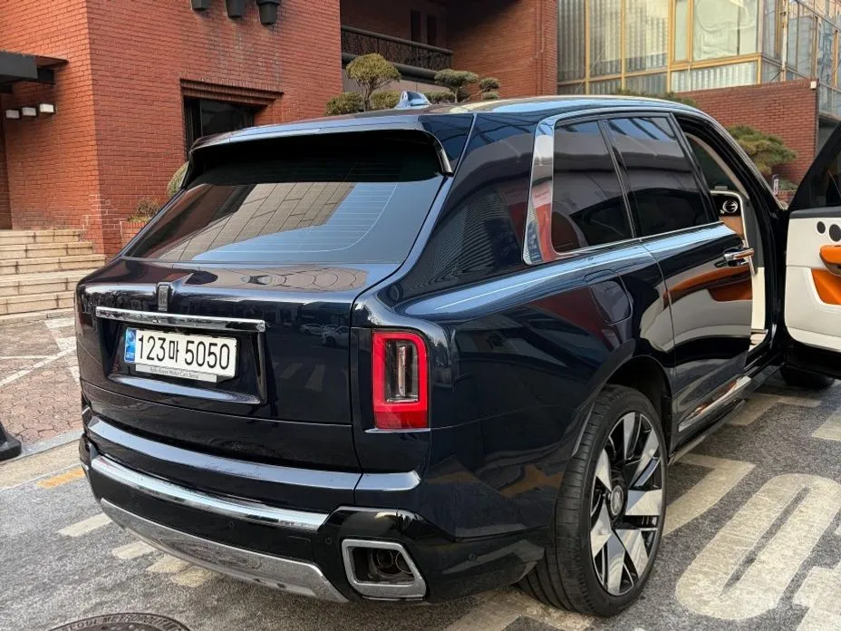 Rolls-Royce Cullinan 2018 6.7 V12
