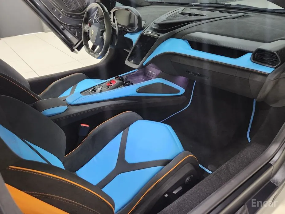 Lamborghini Revuelto 2025 6.5 V12