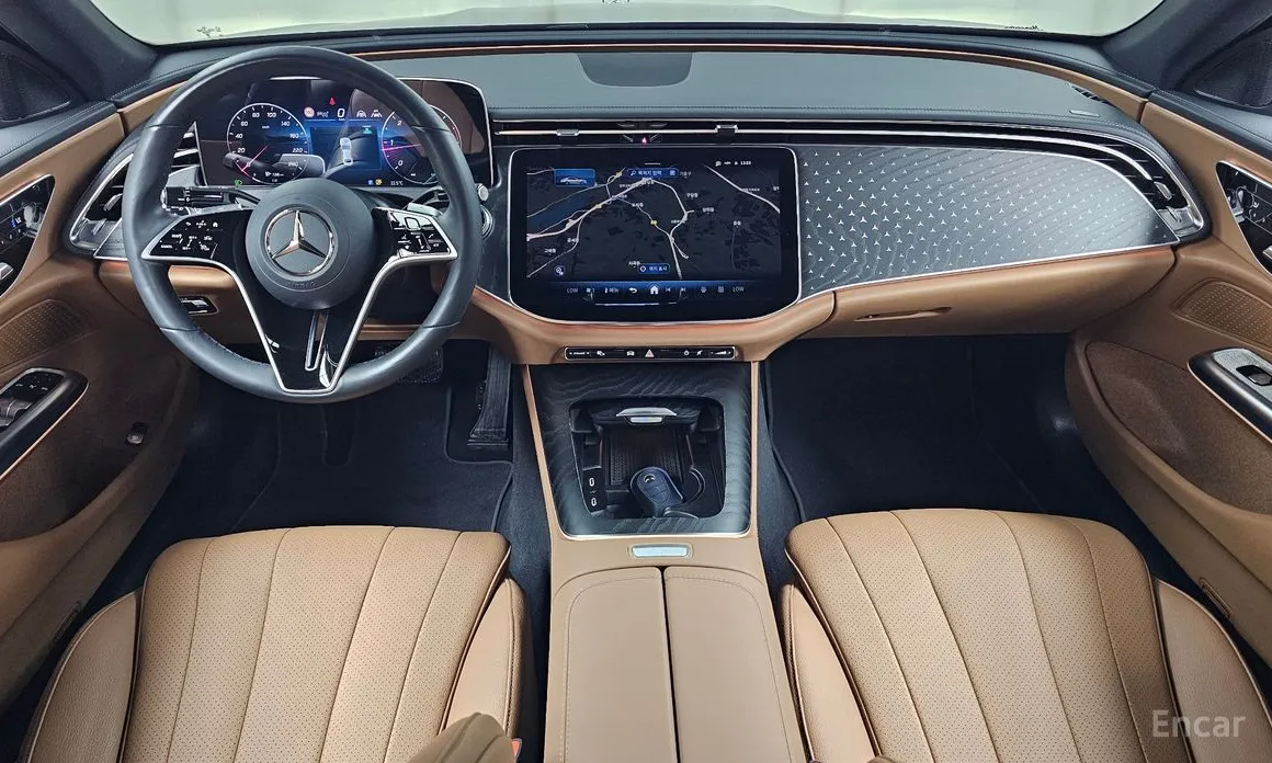 Mercedes-Benz E-Class 2024 E220d 4MATIC Exclusive