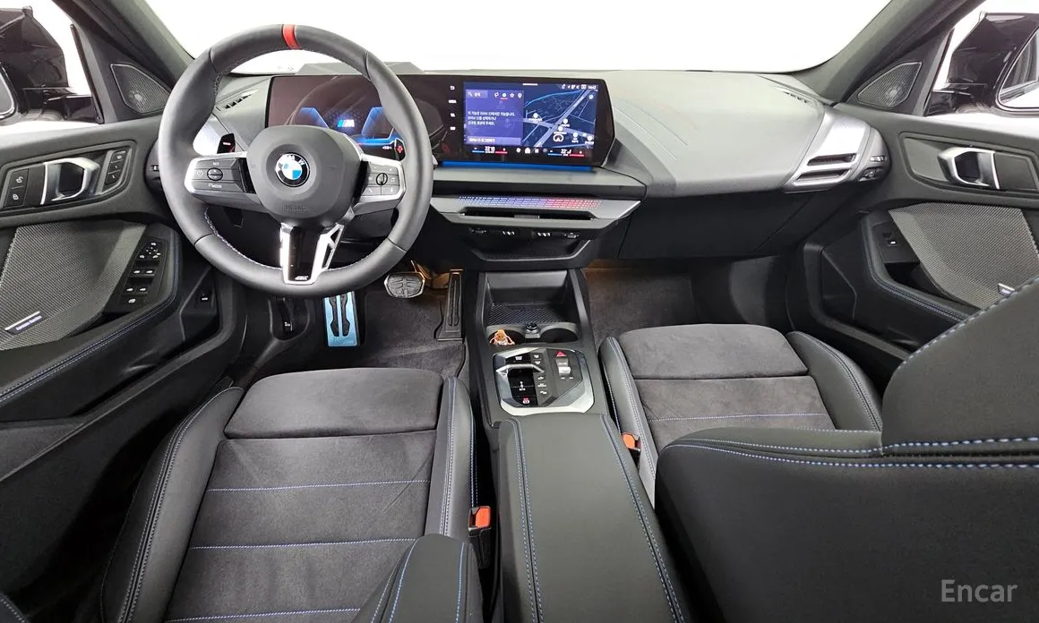 BMW 1 Series 2025 M135 xDrive Pro First Edition