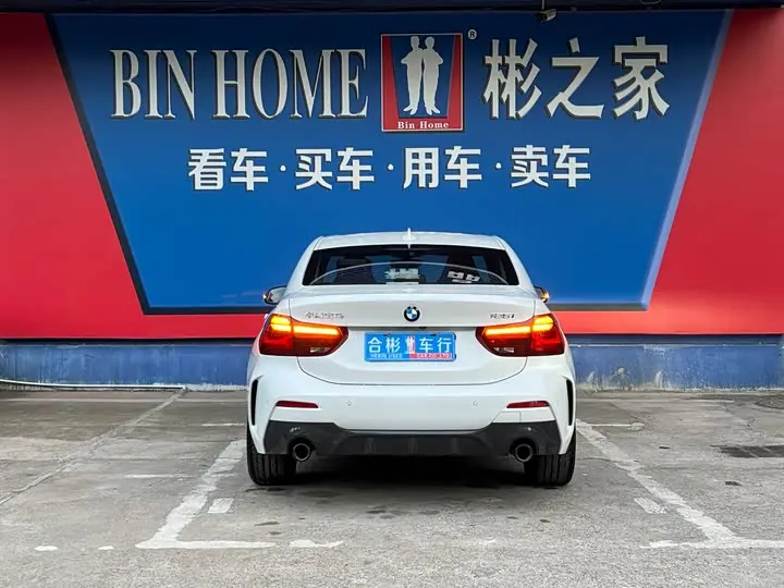 BMW 1 Series 2023 2023款 125i M运动曜夜版