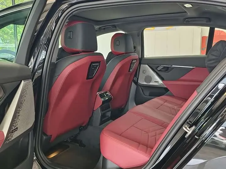 BMW 5 Series 2026 2026款 530Li 领先型 M运动套装