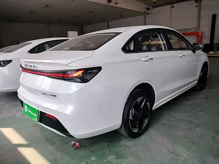 Beijing EU5 Plus 2023 2023款 R600 优享版