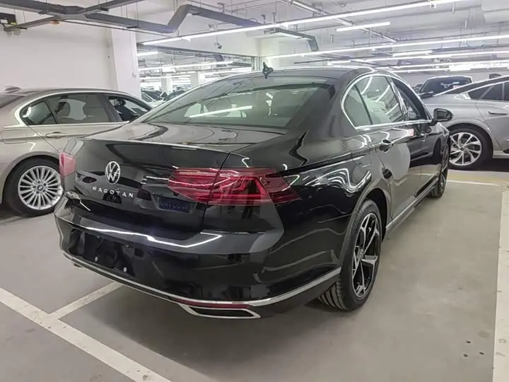 Volkswagen Magotan 2026 2026款 3000万辆甄选款 380TSI DSG豪华型