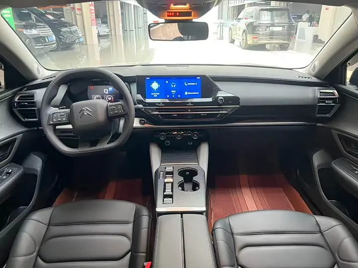 Citroen C5 X 2025 2025款 1.6T 海外版