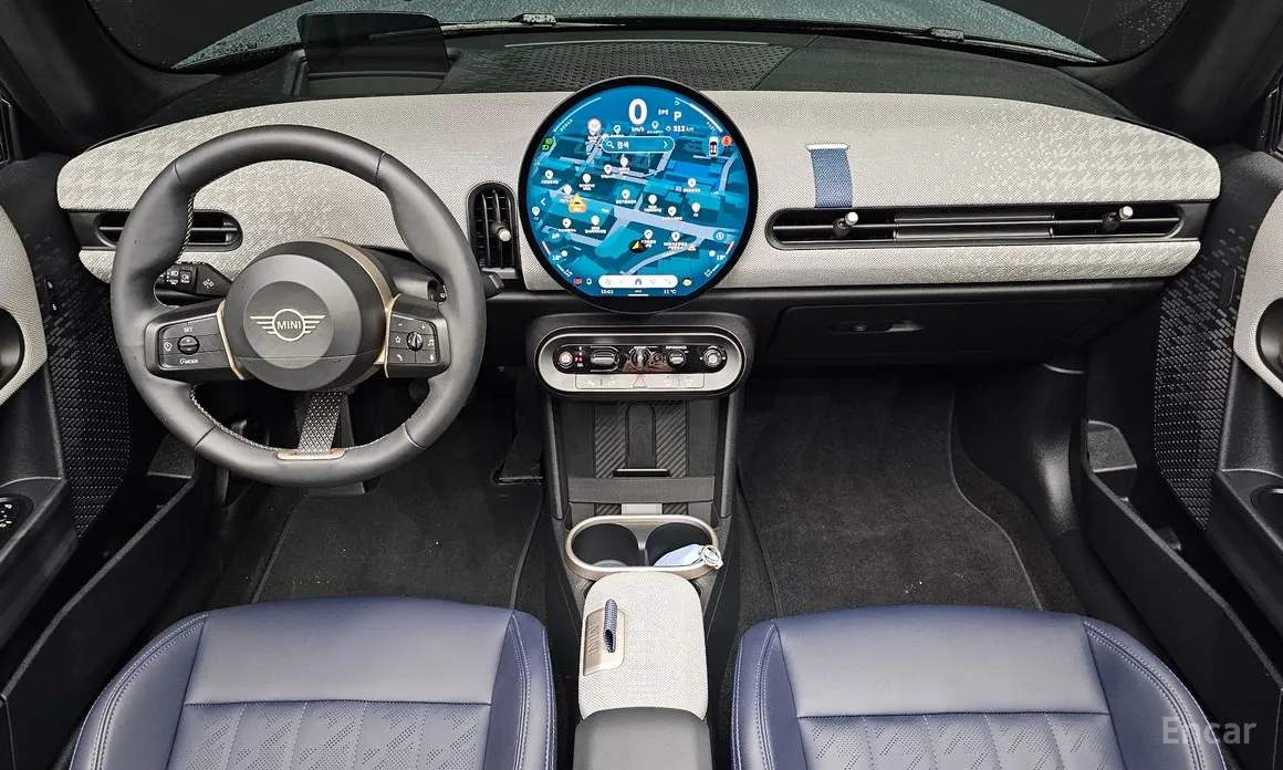 Mini Cooper Convertible 2025 Favoured