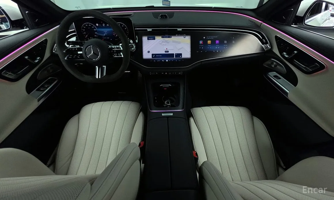 Mercedes-Benz E-Class 2024 E300 4MATIC AMG Line