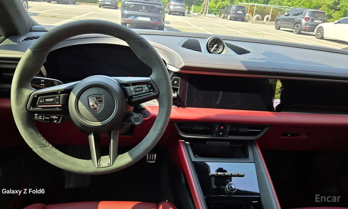 Porsche Macan 2024 Turbo