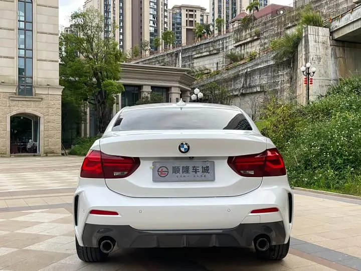 BMW 1 Series 2023 2023款 120i M运动曜夜版