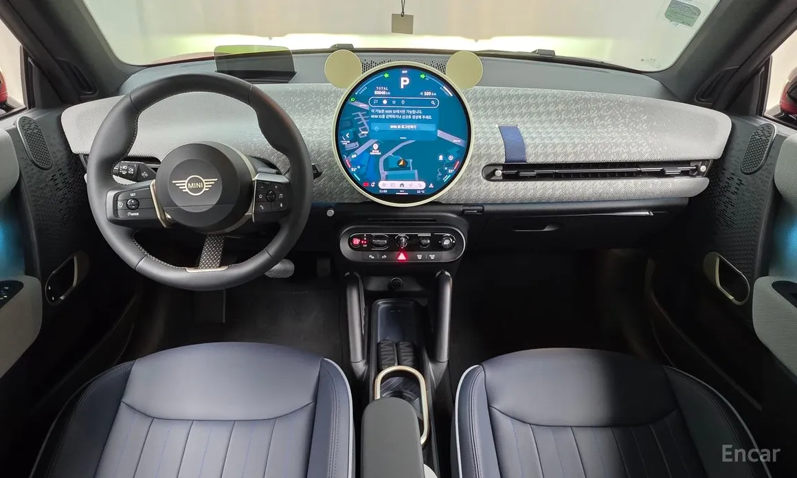Mini Cooper 2025 SE Favoured