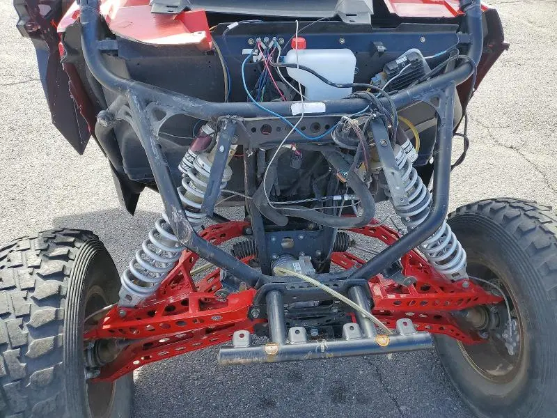 POLARIS SIDEBYSIDE 2015