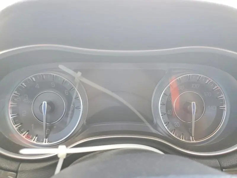 CHRYSLER 300 2018 VIN 2C3CCAKG2JH165117