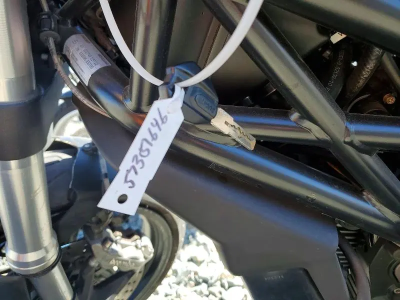 DUCATI MONSTER 2012